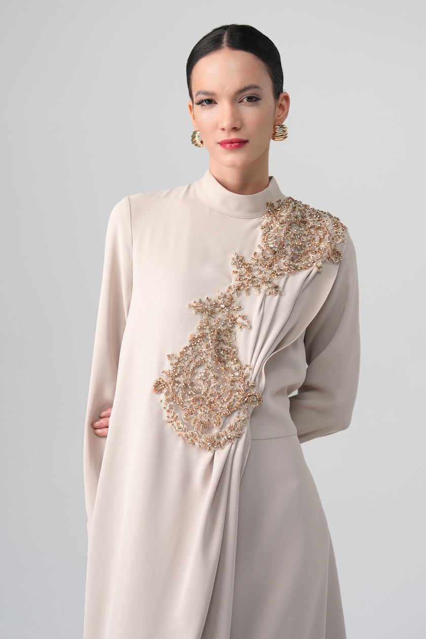 Arvella Drapeli Elbise Krem