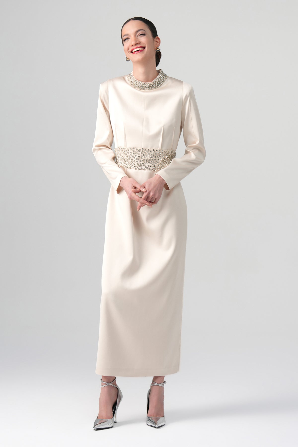 Kum Işığı Taşlı Elbise Ekru