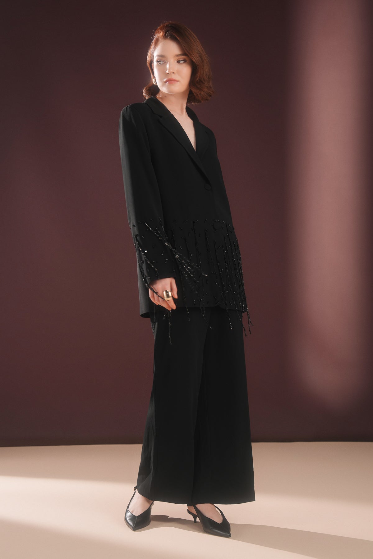 Morvella Taş Püsküllü Asimetrik Takım Siyah